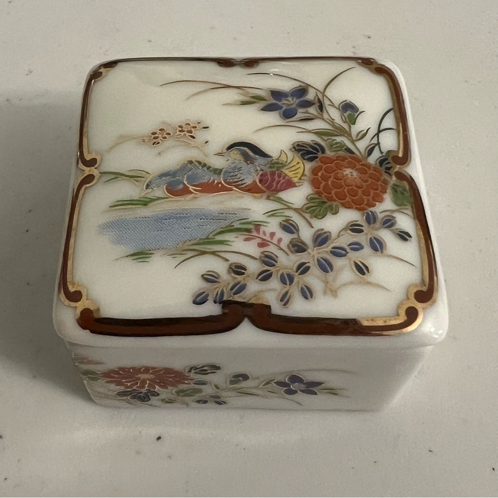 Vintage Shibata Japan Mini Trinket Dish w/ Lid